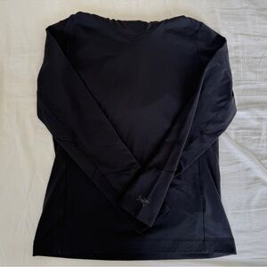 Brand New Arcteryx Women’s Rho Hoody Black